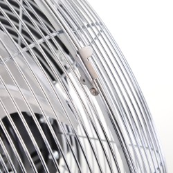 HOMCOM 18" Chrom-Metall-Bodenventilator mit Neigung, hohe Geschwindigkeit, 3 Geschwindigkeit, tragbarer Fitnessstudio-Ventilator