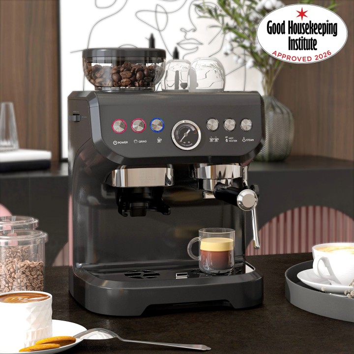 HOMCOM 15-Bar Coffee Machine | Grinder, Steamer — Black