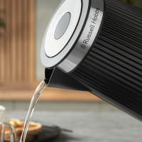 Russell Hobbs 26750 Bollitore Brontë Nero 1.7L — Design Scanalato Opaco